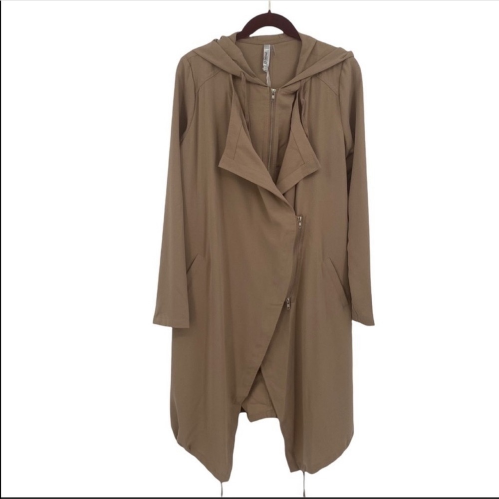 Miilla Womens Hooded Asymmetrical Trench Jacket Zippers Sz Large Tan Lightweight